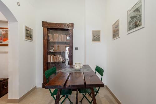 GuestHost - Palazzo Rolli La Stanza della Libreria, Galatone (photo 10)