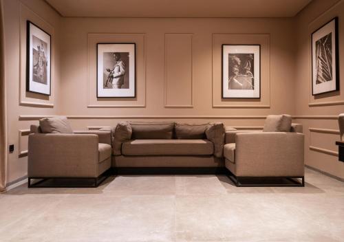 Longue vie Hotels - image 12