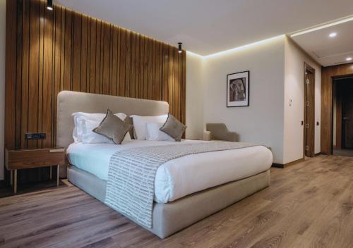 Longue vie Hotels - image 7