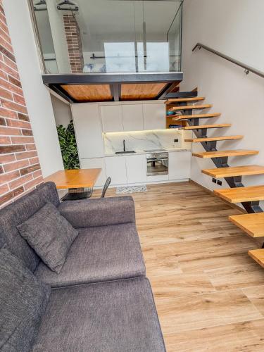 Superior Duplex 1, Shëngjin