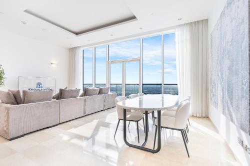 Palm Home next to Nakheel Mall with Private Beach, Дубай (фото 10)