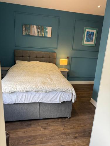 Turquoise Apartments in Macclesfield Central
