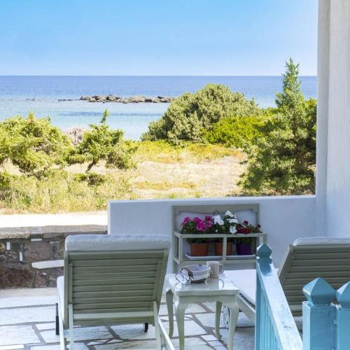 Anemoessa Studios in Milos Island
