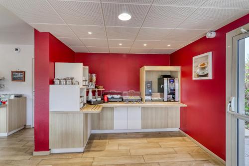 Ace Hôtel Issoire - Hotel