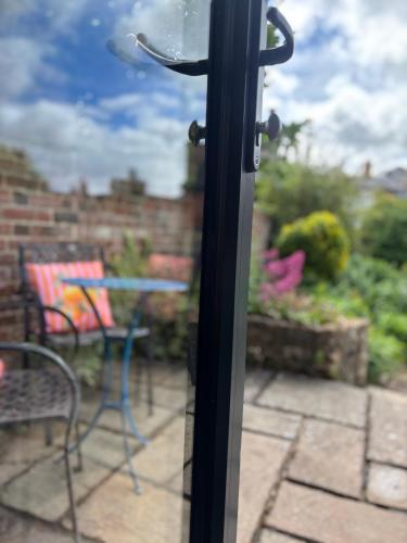 Hues - Castle Cary in كاسل كارى