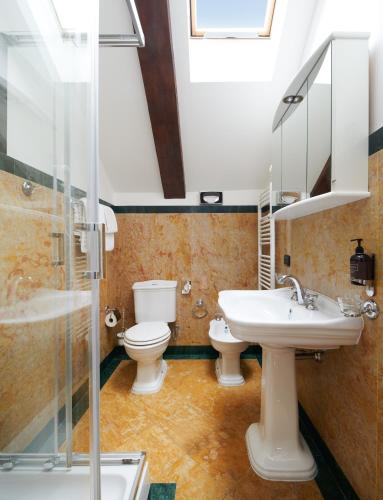 Duplex Suite (2 Adults) image 5
