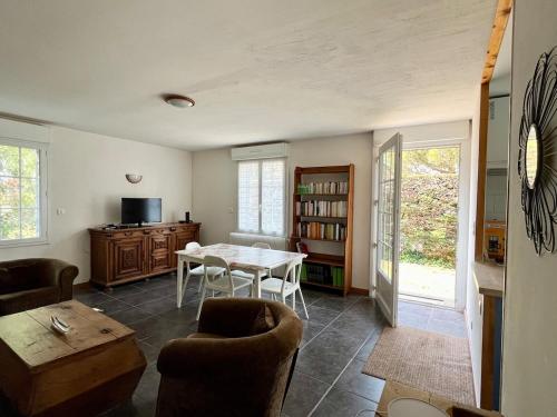 Le Grand Air in Breville-Sur-Mer