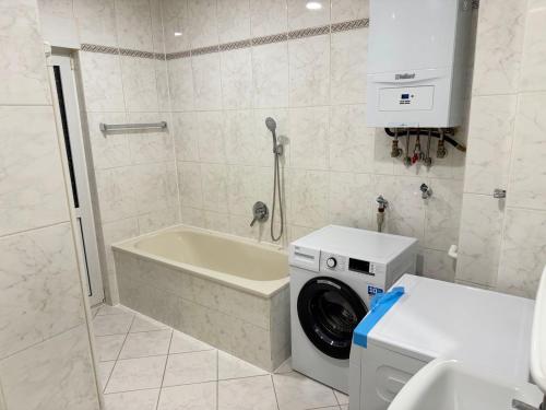 Baño, Monteur-Freundliche Apartments in Bergisch Gladbach