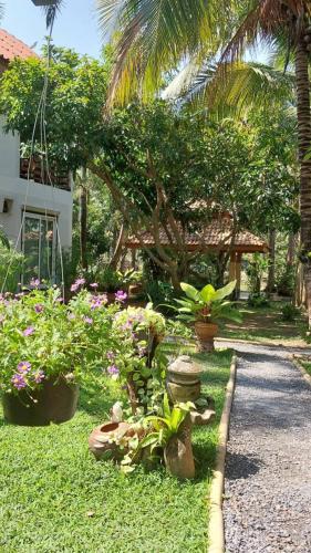 บ้านสวนนะราโต