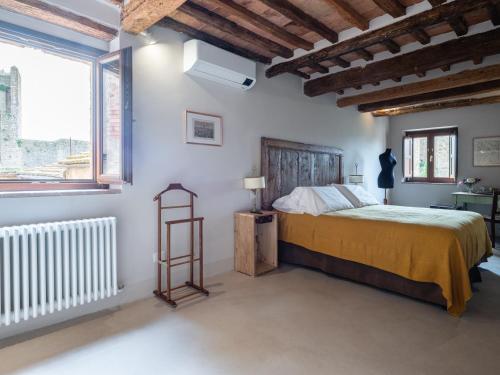 1 queen bed