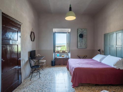 Rooms and Wine al Castello in Monteriggioni