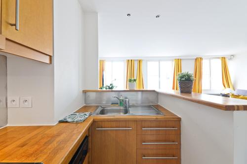 Heart of Paris 1BR-6P Les Halles Free Netflix - image 9