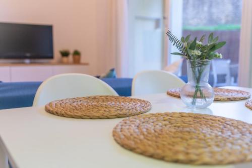 Mediterranean style: steps from the sand 2