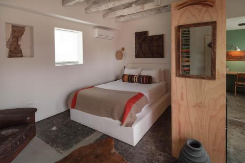 West Texas Hideout at Iconic Property in Marfa