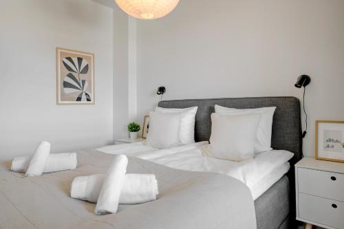 Modern and Stylish 1BR with Balcony and City View, Helsinki (photo 2)