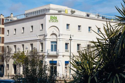 Ibis Styles Hyères Rooftop & Spa