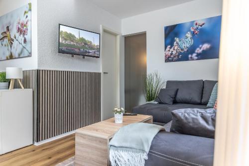 One-Bedroom Apartment image 10