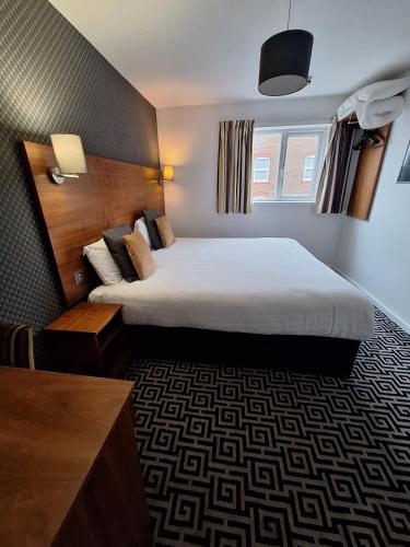 Stockwood Hotel - Luton Airport - image 6