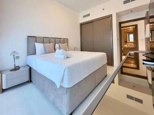 Elegant and Stylish 1BR, Grand Blue, Dubai (foto 5)