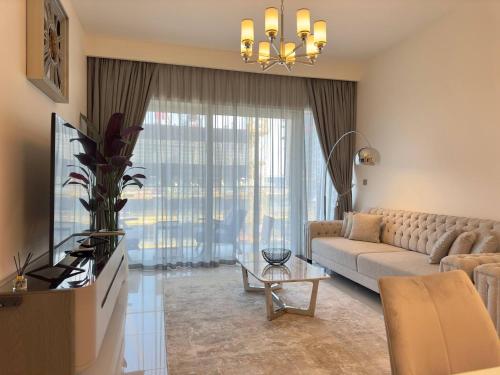 Elegant and Stylish 1BR, Grand Blue, Dubai (foto 6)