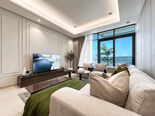 Olive Luxe Retreat Huge 2BR Heart of BusBay, Dubai