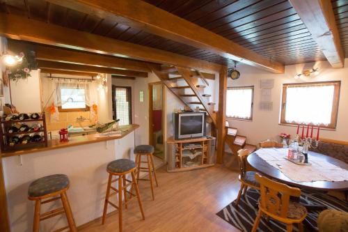 Holiday Home Trzan in Josipdol