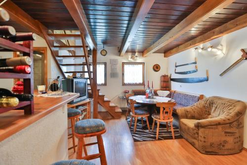 Holiday Home Trzan in Josipdol