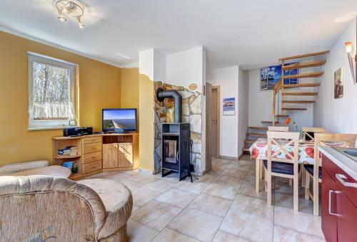 2 bedrooms, 4 beds