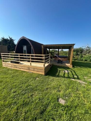 Dolafon Luxury Glamping Pod 2 With Hot Tub