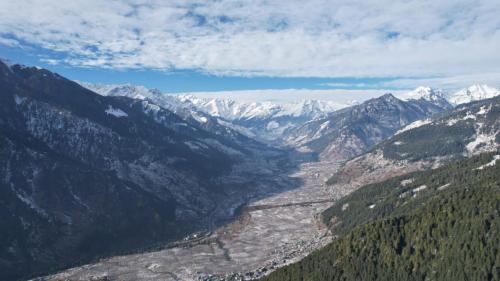 View, Amara Upepo The Sky Village Cottages in Manali in Sajla