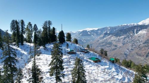View, Amara Upepo The Sky Village Cottages in Manali in Sajla