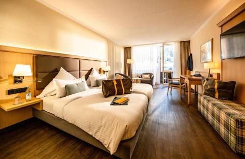 Double Room with View of Zugspitze Mountain