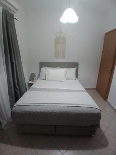 Artemis Bakerys House 2 in Milos Island