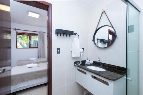 Stay in Style: Central Pipa Townhouse with Ocean View - image 4