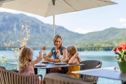 Eibsee Hotel - image 14