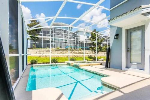 1592 TE - Elegant 5BR Home Private Pool in Champions Gate Resort