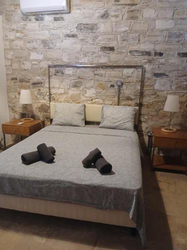 Traditional Village Pool Paradise Family Apartment in Skarinou