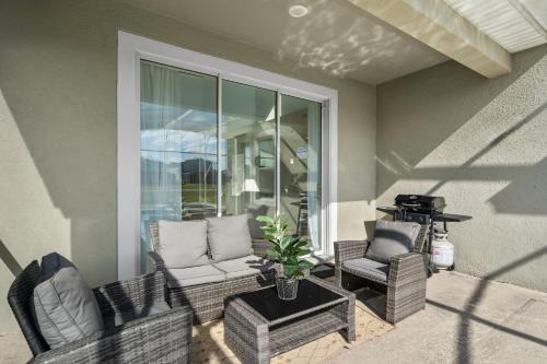 Chic 5Bed Home close to Disney parks - image 14