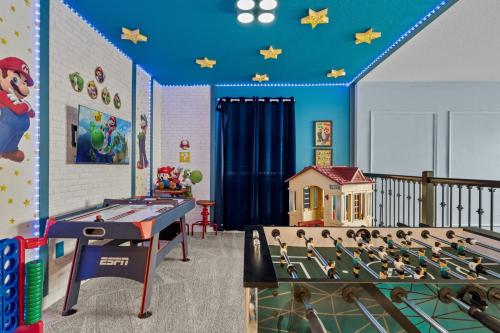 Luxury 5Bed Home with Pool and Game Room - image 14