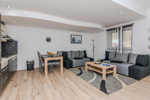 virtuve, Apartmani Sanja in Vir
