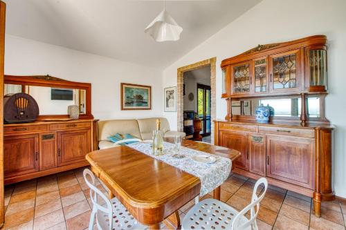 GuestHost - Bright Apartment with View Corciano, Corciano (fotografie 8)