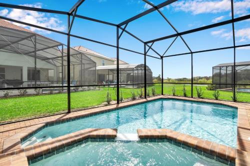 Last Minute Disney Getaway! Private Pool, Hot Tub & Games Room. Book Now! #29066 in Davenport, USA