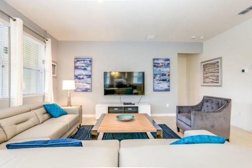 Last Minute Disney Getaway! Private Pool, Hot Tub & Games Room. Book Now! #26694 in Davenport, USA