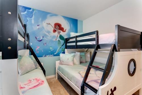 Last Minute Disney Getaway! Private Pool, Hot Tub & Games Room. Book Now! #26690 in Davenport, USA