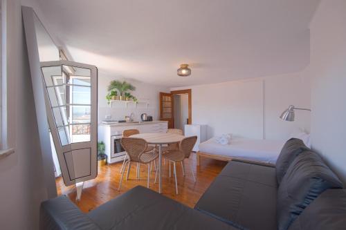 Alfama Historial I River View by Homing, Lizbona