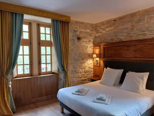 Hôtel-Restaurant Le Manoir De Montesquiou Hotel de charme Les Vignes