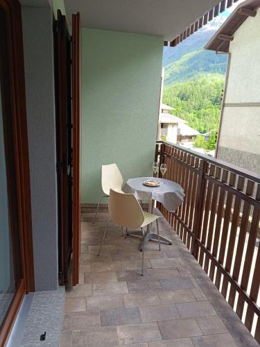 Appartamento Pizzo Cassandra in 基耶薩伊恩瓦爾馬倫科