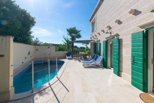 Villa Serena - main image