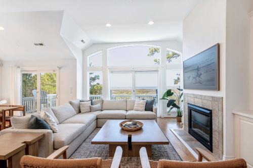 Holiday Home room in Soundfront Beach Trolly Pool Spa Resort Access