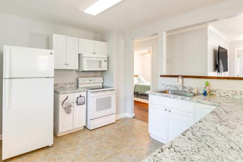 3 Mi to Historic Dtwn: Hopewell Home w/ Yard in Hopewell (Virginia)